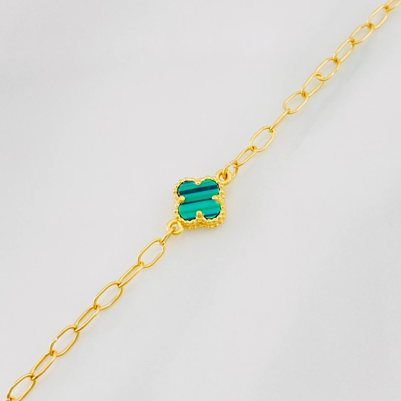 Tobillera Cajón Trebol 3.35g / 24cm / 2.3mm Oro Amarillo 18K