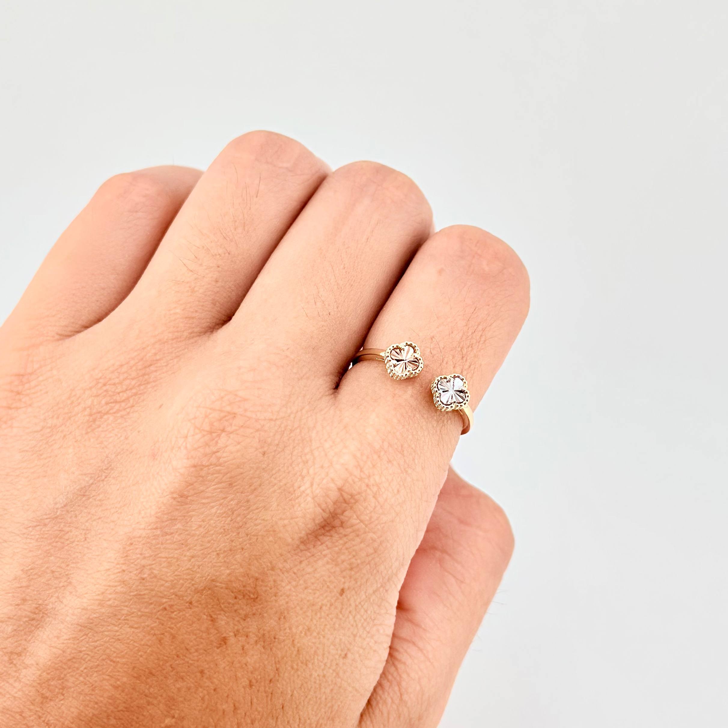 Anillo Doble Trebol 2g / T7 3/4 Tres Oros 18K