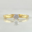 Anillo Solitario Bordeado 1.8gr / T8 1/4 / Oro 18K