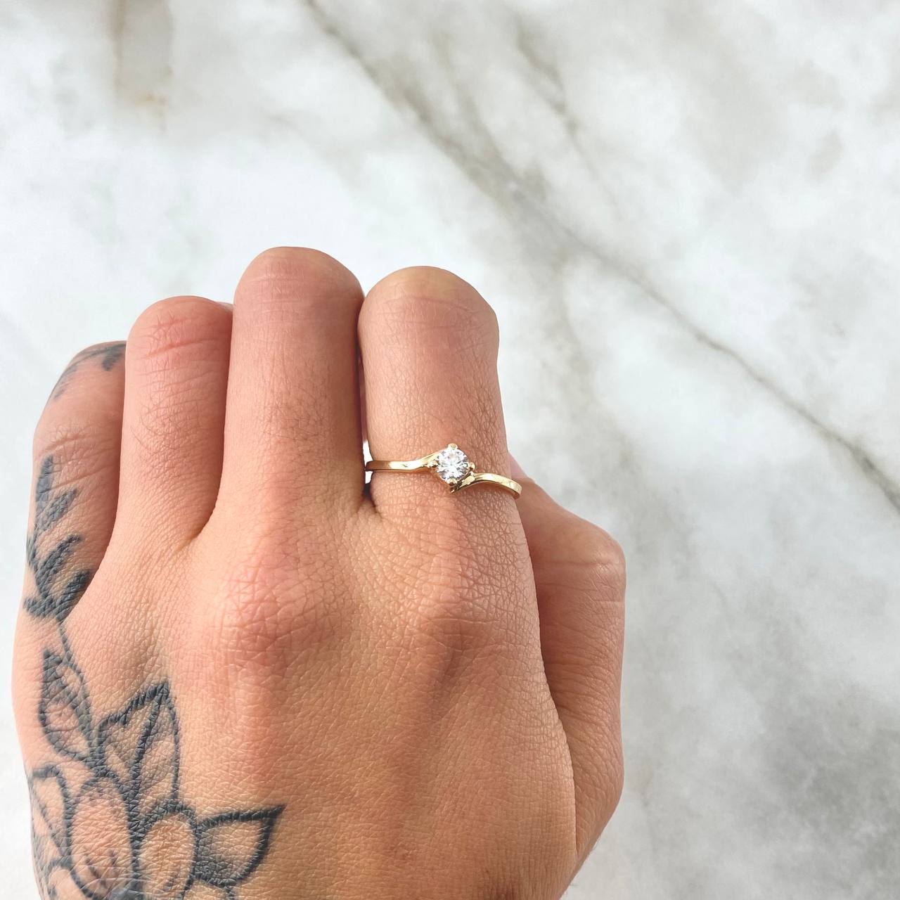 Anillo Solitario 1.3gr / T6 1/2 / Circon Blanco Oro Amarillo 18K