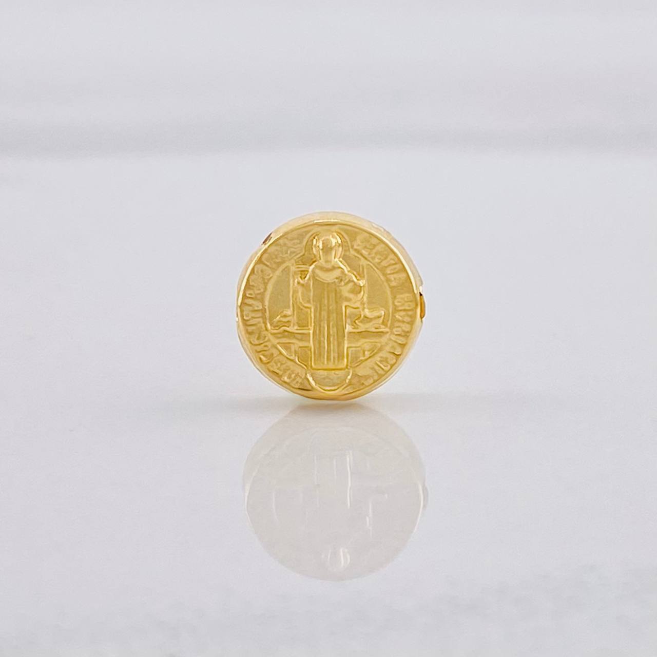 Herraje San Benito 0.4g / 0.9cm Oro Amarillo 18K