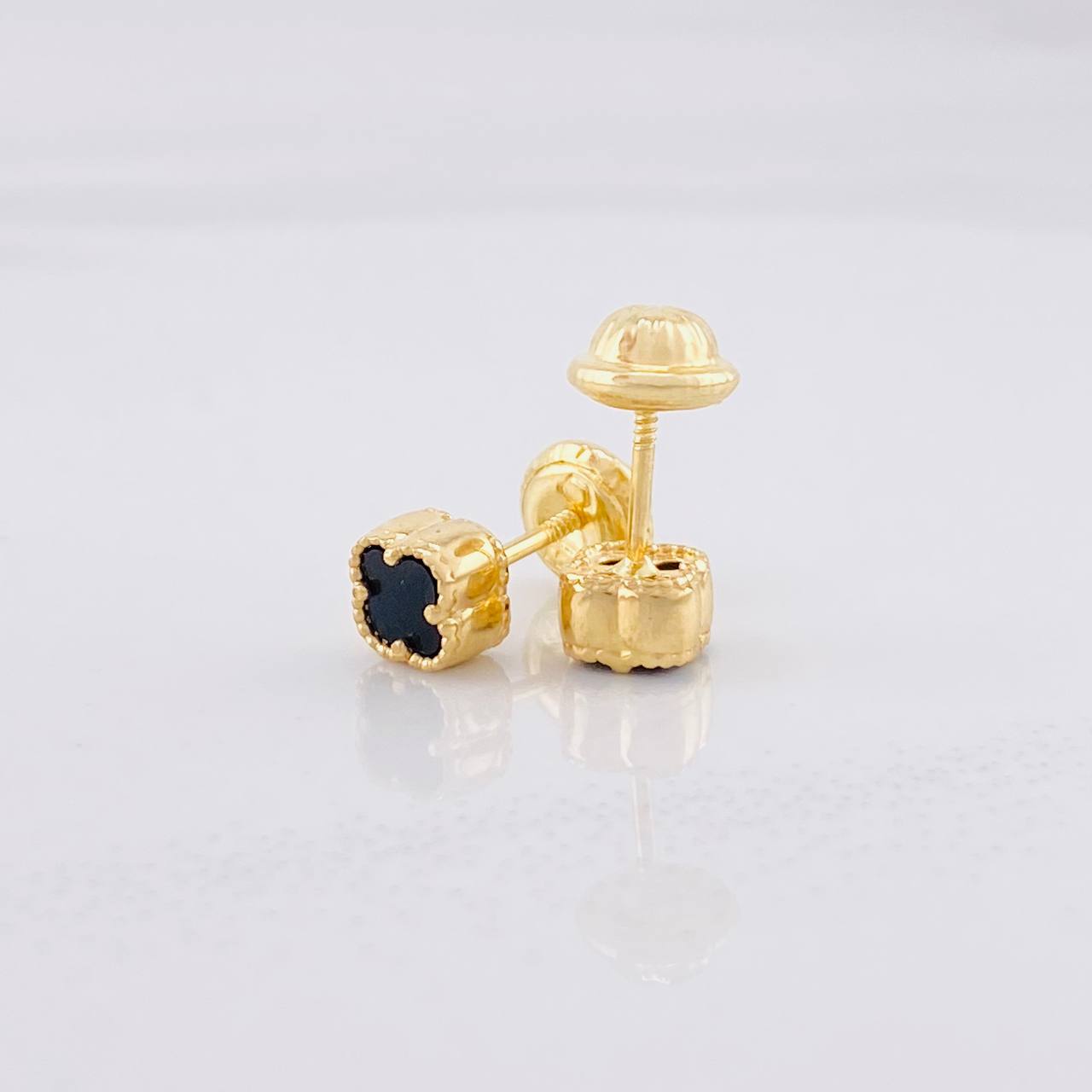 Topos Trébol 1.25g / 4.8mm Oro Amarillo 18K