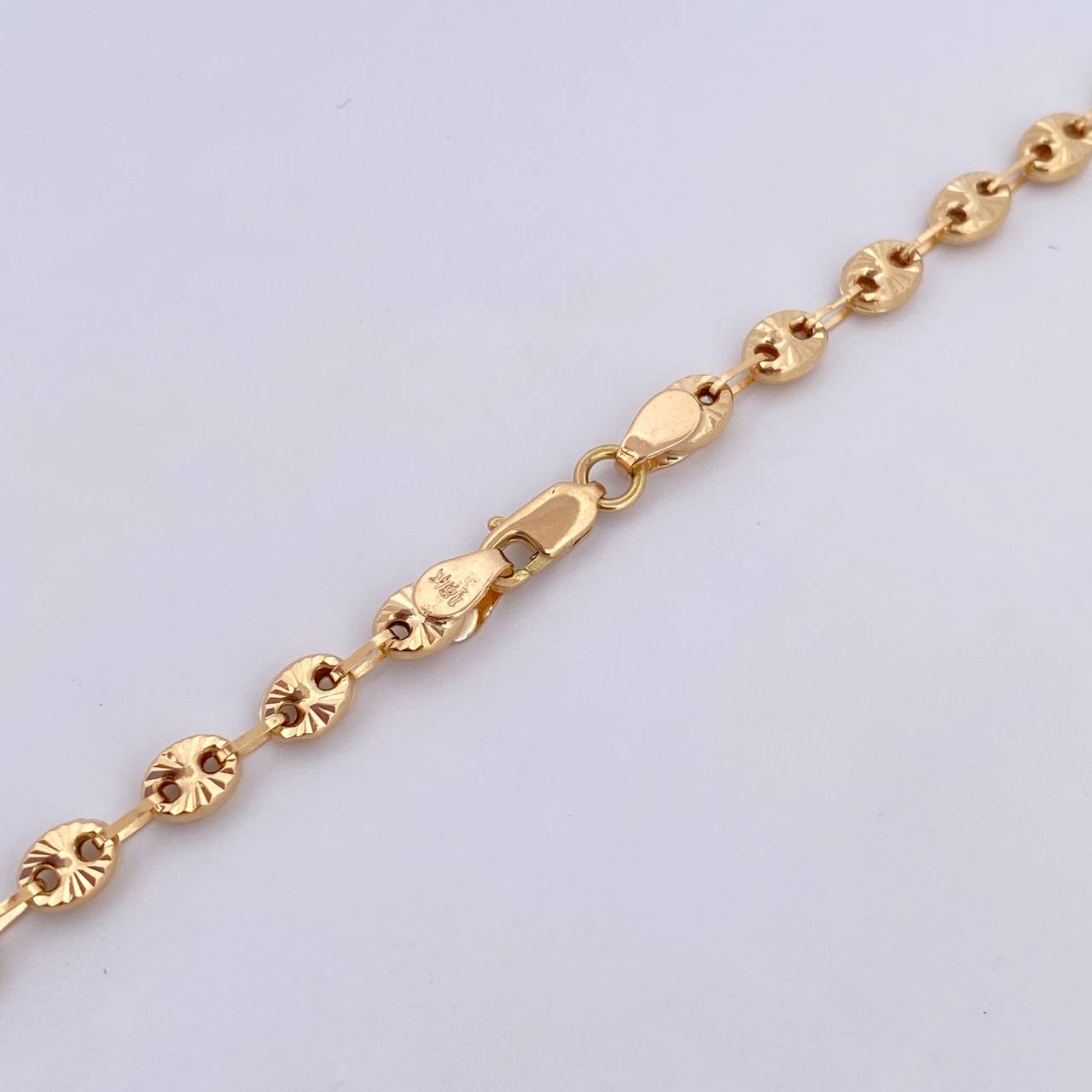 Cadena GC 8.9gr / 46cm / 4.76mm Oro Amarillo 18K $