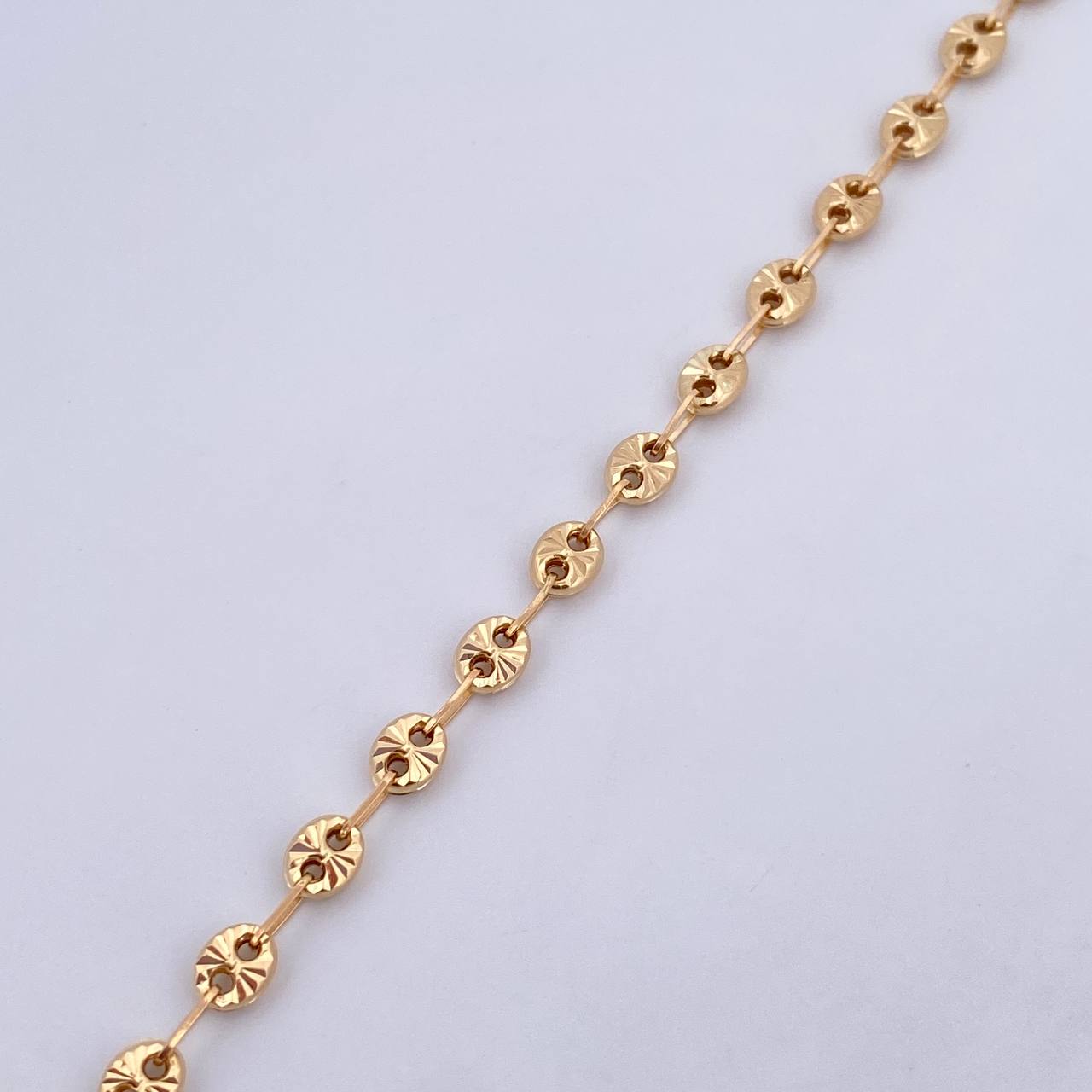 Pulso GC 3.9gr / 19.8cm / 3mm Diamantada Oro Amarillo 18K &