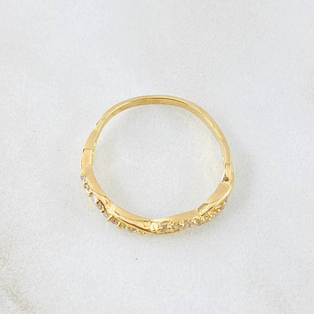 Anillo Entrelazado 1.8gr / T6 1/2 / Oro Amarillo 18K *