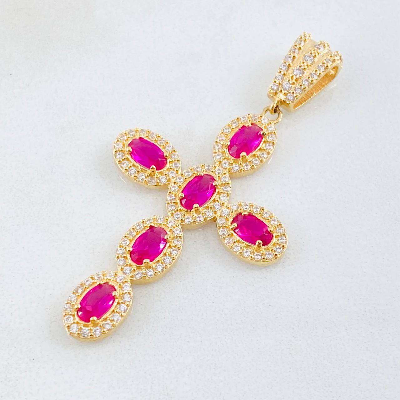Dije Cruz Tupida 4.6gr / 4.7cm / Oro Amarillo 18K ©