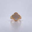 Anillo Trebol 3.9gr / T6 3/4 / Nacar Blanco Oro Amarillo 18K $