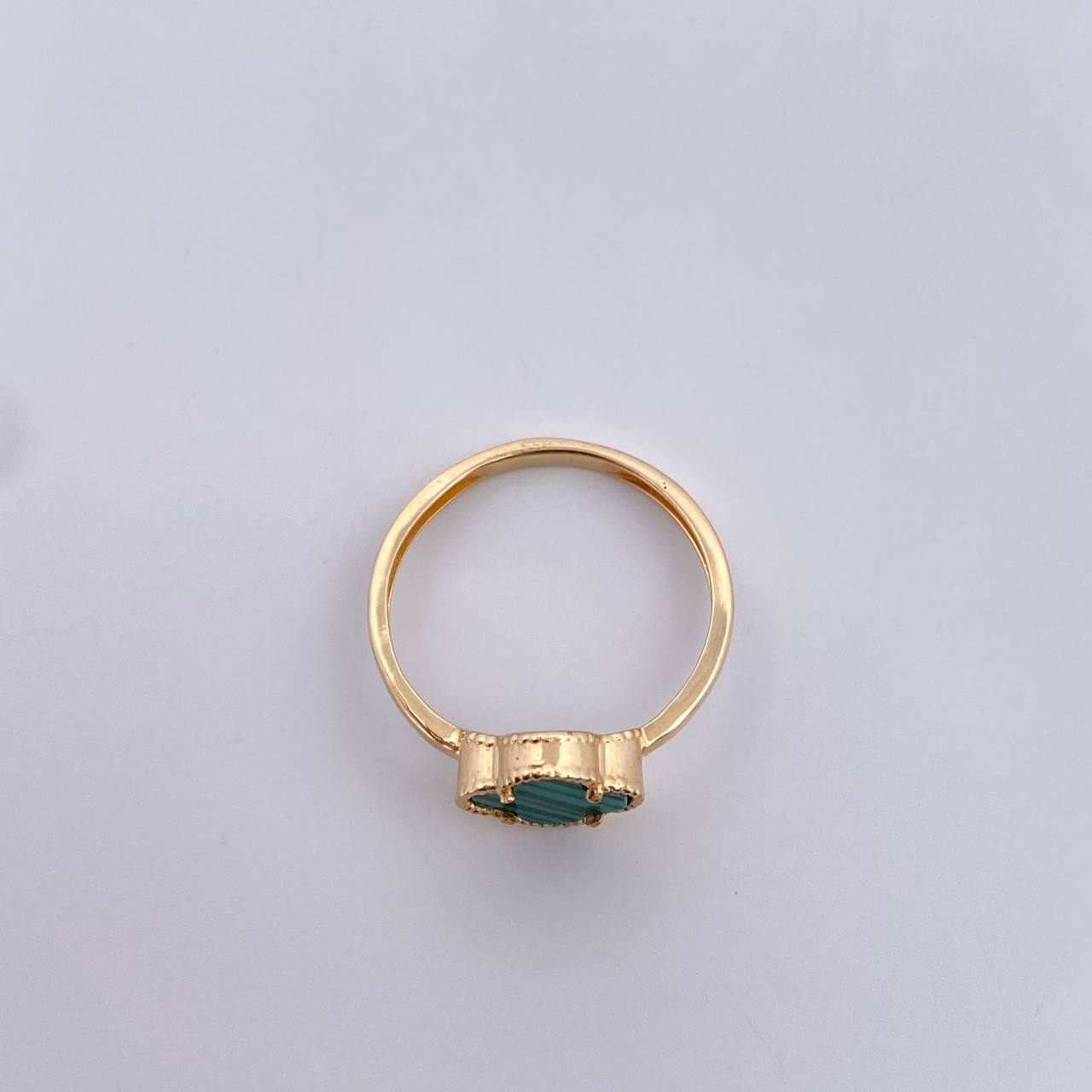 Anillo Trebol 1.75gr / T6 1/2 / Malaquita Verde Oro Amarillo 18K $