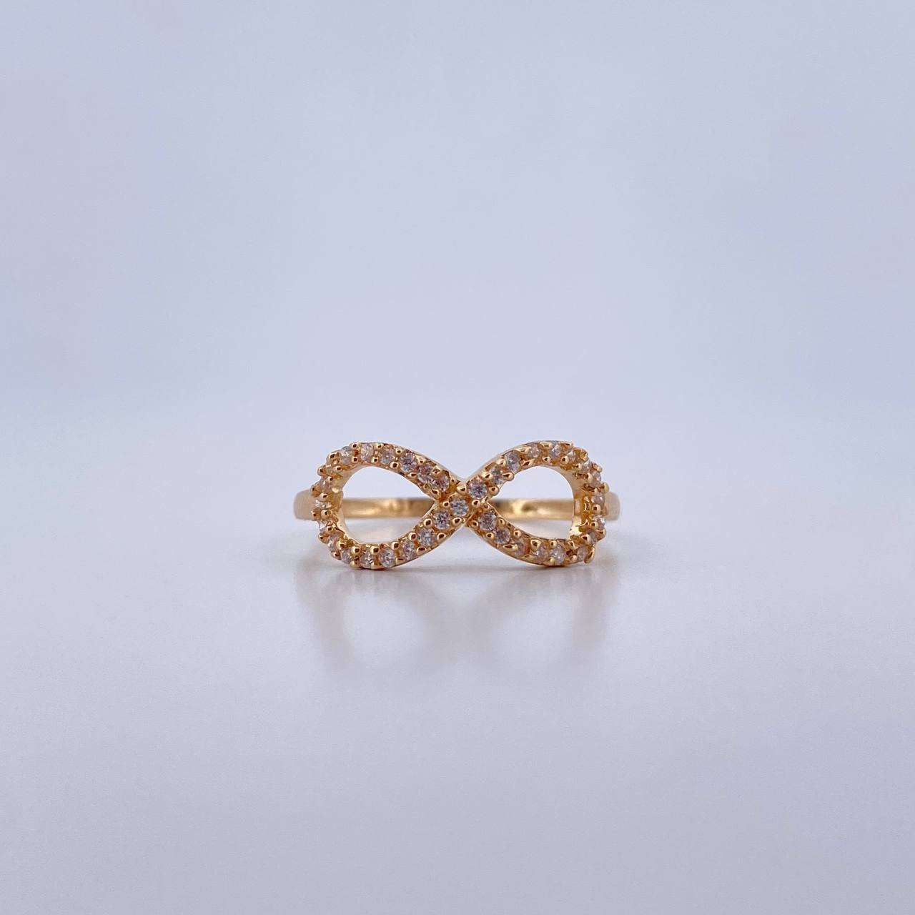 Anillo Infinito 1.45gr / T7 1/4 / Circones Blancos Oro Amarillo 18K $