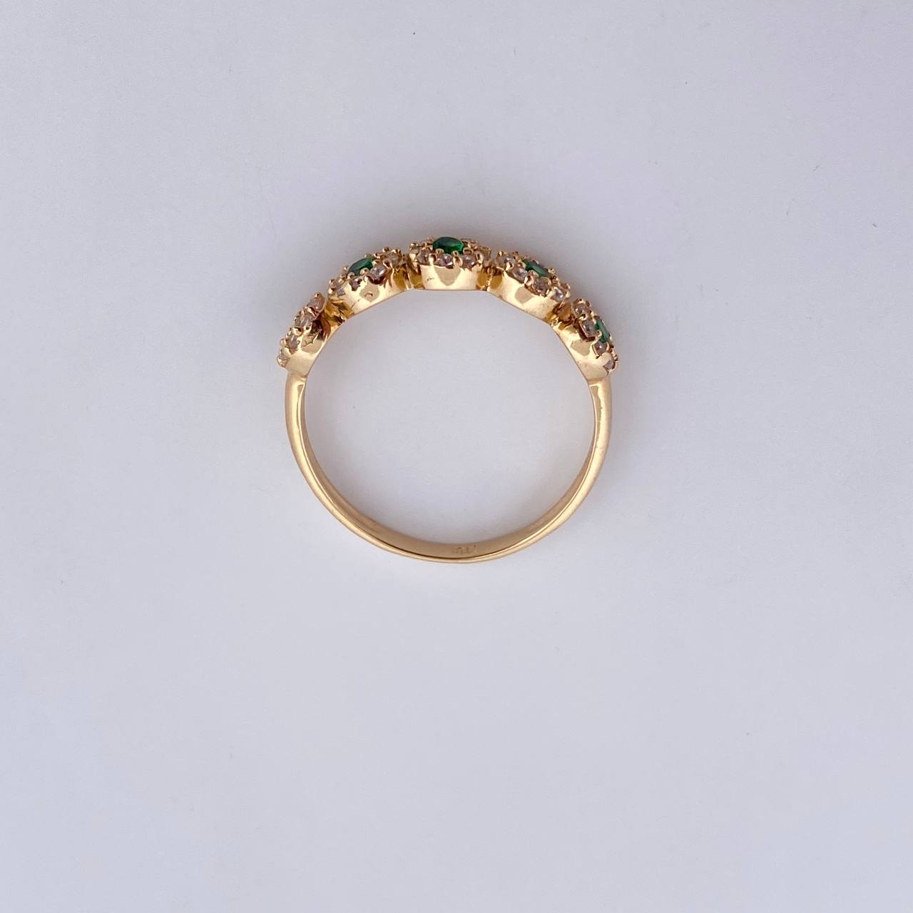 Anillo Tupido 2.1gr / T7 1/4 / Circones Blancos Verdes Oro Amarillo 18K $