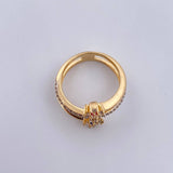 Anillo Flor Cruzada 3.85gr / T6 / Circones Blancos Fucsia Azul Dos Oros Amarillo Blanco 18K $