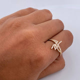 Anillo Fe 1.9gr / T7 1/2 / Circones Blancos Oro Amarillo 18K $