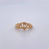 Anillo Corona 15's  1.75gr / T5 1/2 / Circones Blancos Oro Amarillo 18K $