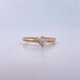 Anillo Solitario 2.15gr / T7 / Circones Blancos Oro Amarillo 18K $