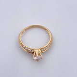 Anillo Solitario 2.15gr / T7 / Circones Blancos Oro Amarillo 18K $