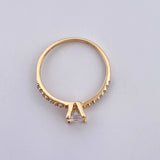 Anillo Solitario Churumbela 1.65gr / T6 / Circones Blancos Oro Amarillo 18K $