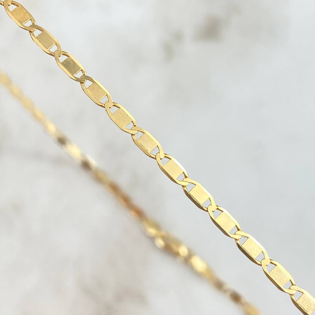 Cadena Plana 5.05gr / 50cm / 2.3mm Oro Amarillo +3 18K *