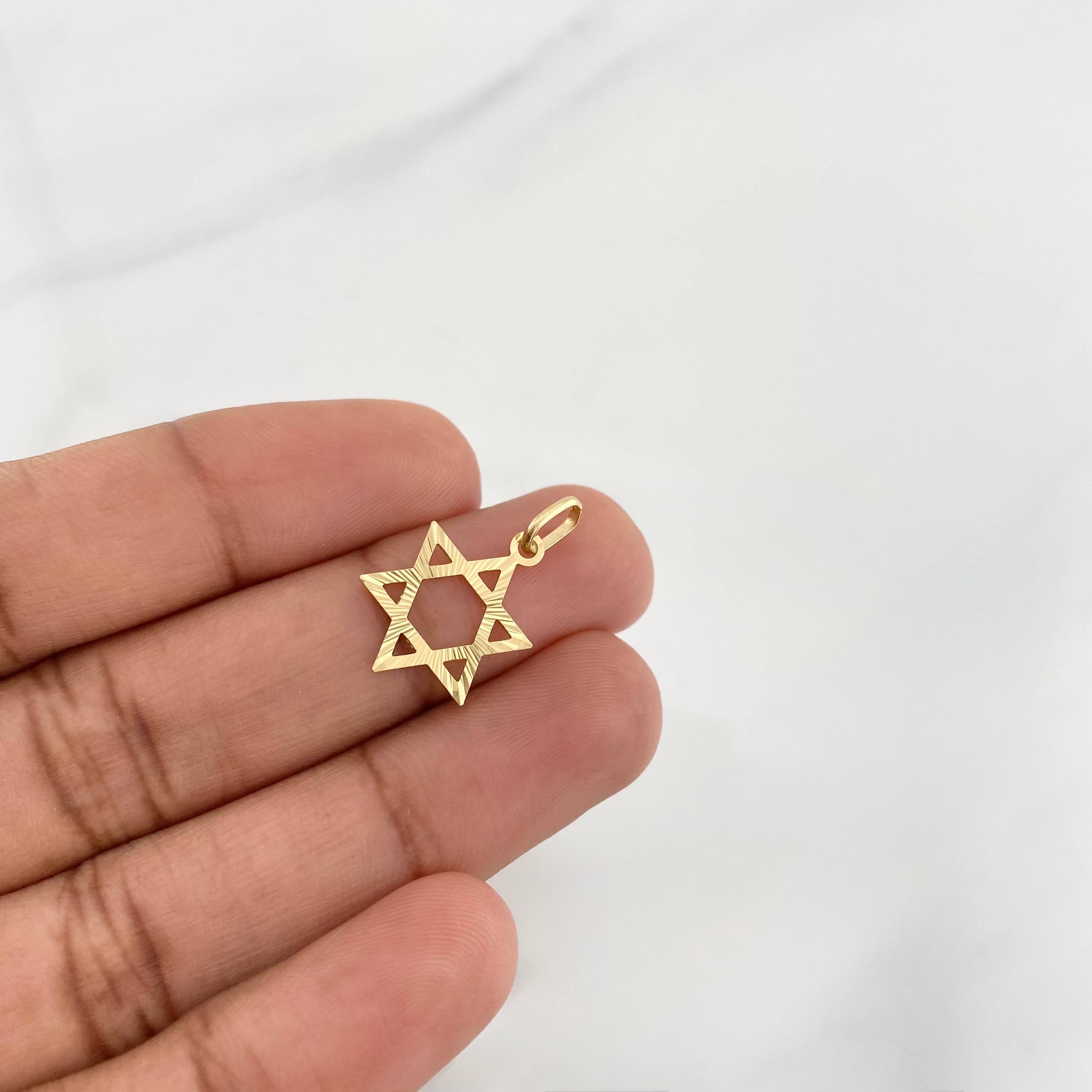 Dije Estrella de David 0.75g / 2.4cm Oro Amarillo 18K