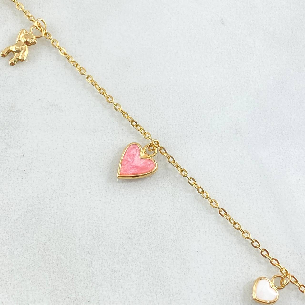 Pulso Aro Seguido Dijes 2.2gr / 18cm / Oro 18K