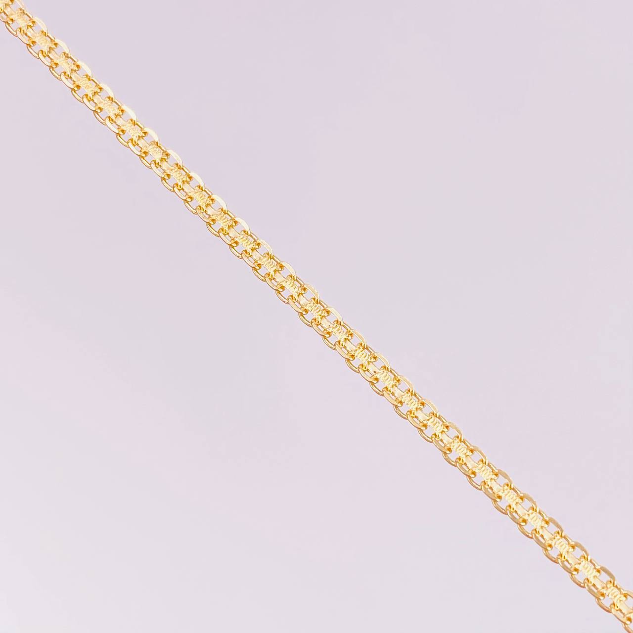 Cadena China 5.5g / 60cm / 2.1mm Oro Amarillo 18K