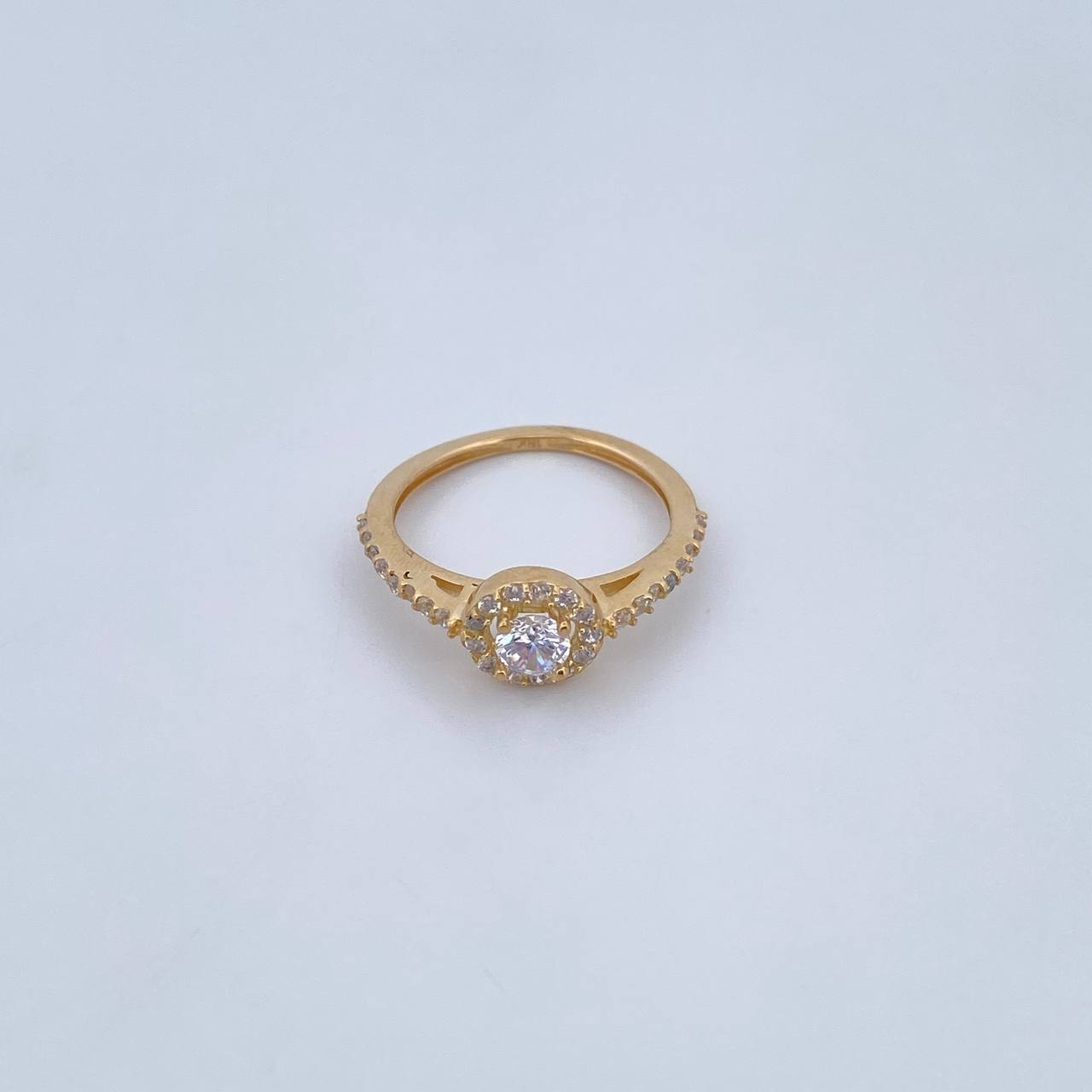 Anillo Halo Churumbela Circulo 2.2gr / T6 1/4 / Circones Blancos Oro Amarillo 18K &