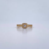 Anillo Halo Cuadrado 2.3gr / T5 / Circones Blancos Oro Amarillo 18K &