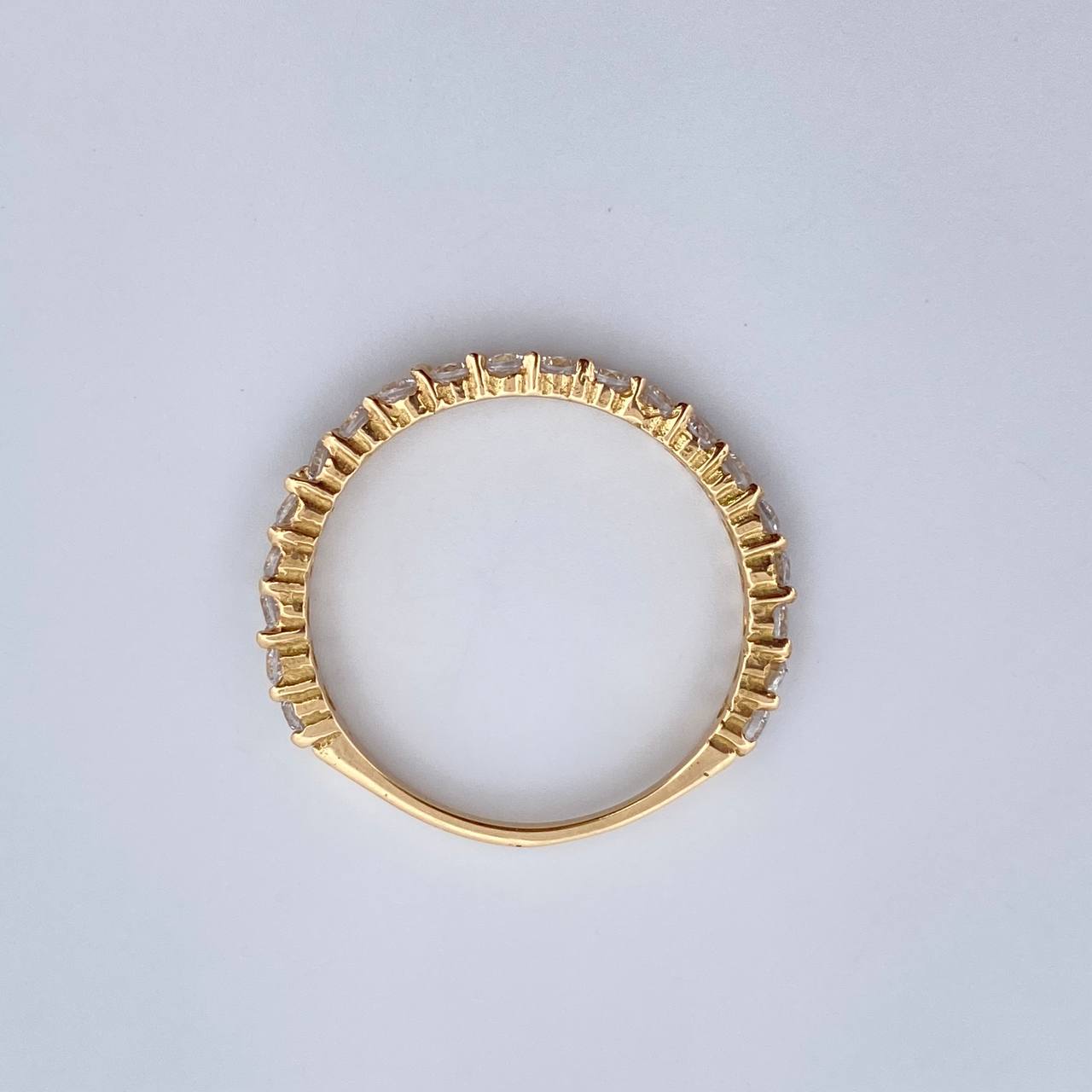 Anillo Argolla Churumbela 1.9gr / T8 1/4 / Circones Blancos Oro Amarillo 18K $