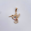 Dije Colibri 1.1gr / 2.8cm / Circones De Colores Oro Amarillo 18K $