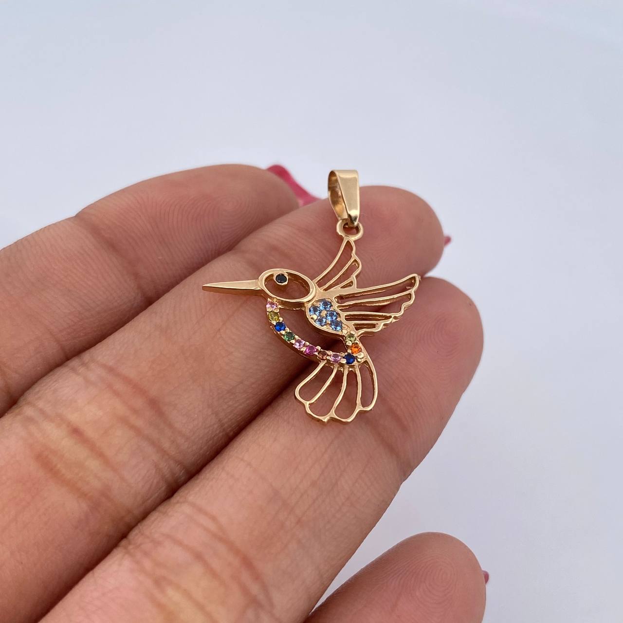 Dije Colibri 1.1gr / 2.8cm / Circones De Colores Oro Amarillo 18K $