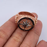 Anillo Estrella Cardinal 9.25gr / T10 1/4 / Circones Negros Dos Oros Negro Rosa 18K $