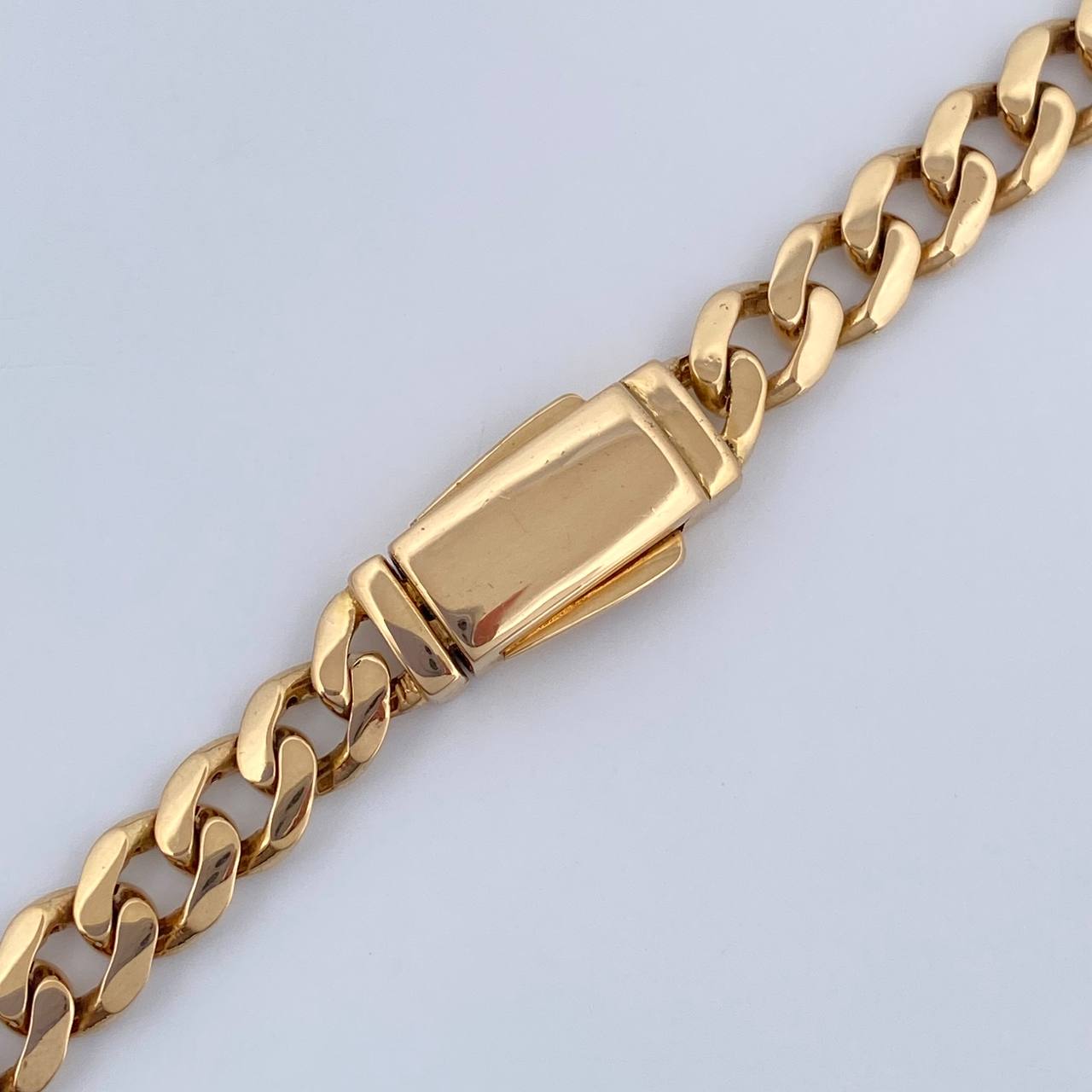 Cadena Cubana 22.55gr / 59.5cm / Oro 18K $