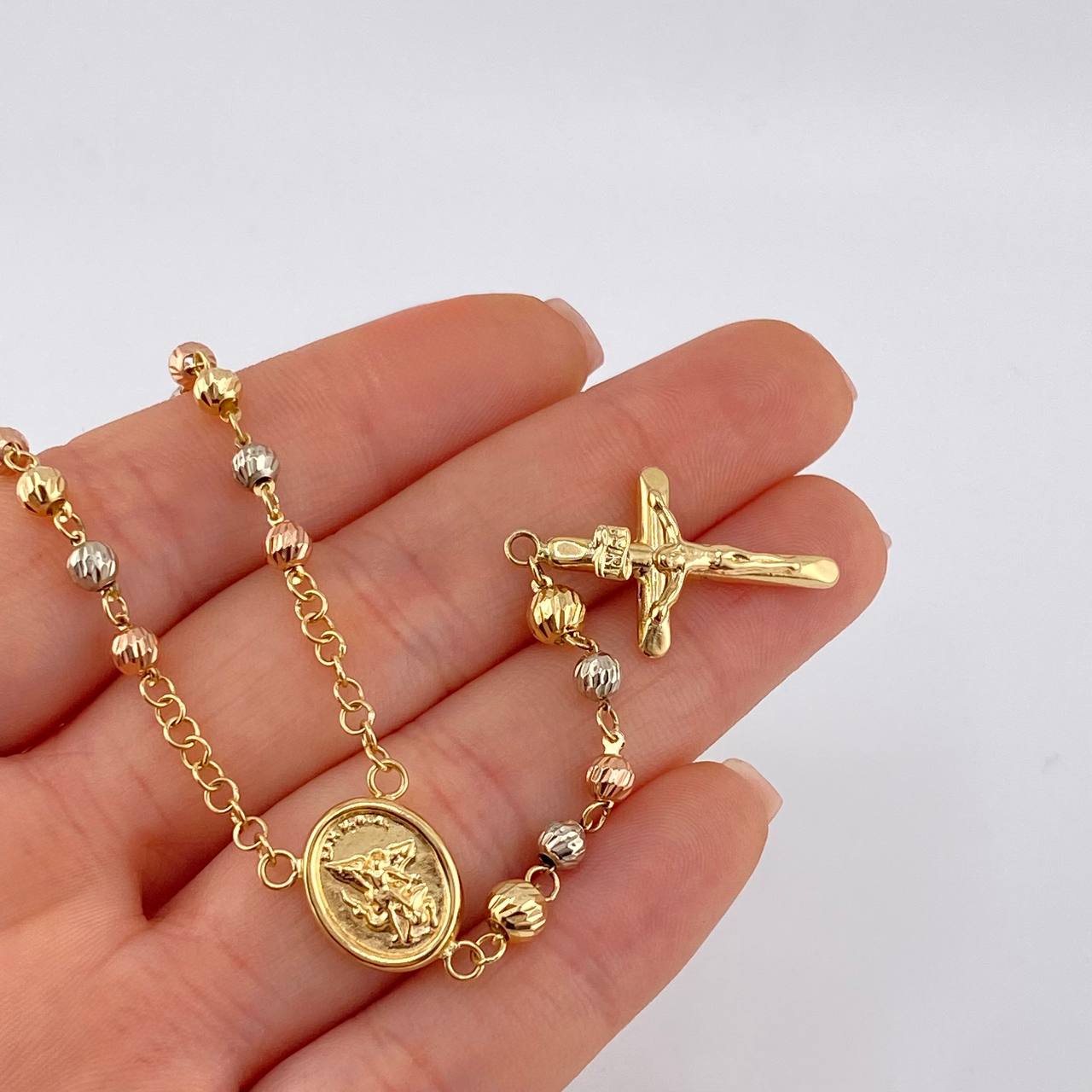 Rosario San Miguel 10.65 g / 57.4 cm / 4 mm Tres Oros 18K