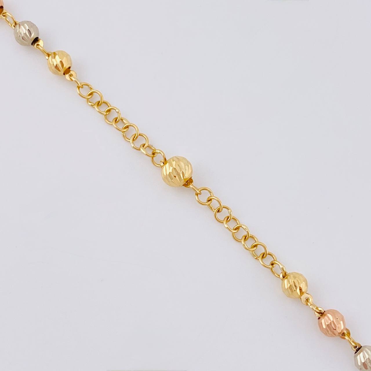 Rosario San Miguel 10.55 g / 57.2 cm / 4 mm Tres Oros 18K