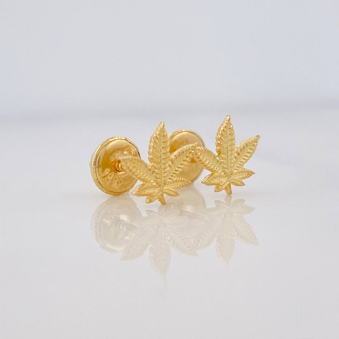 Topos Hojas 0.85g / 8.2mm Oro Amarillo 18K