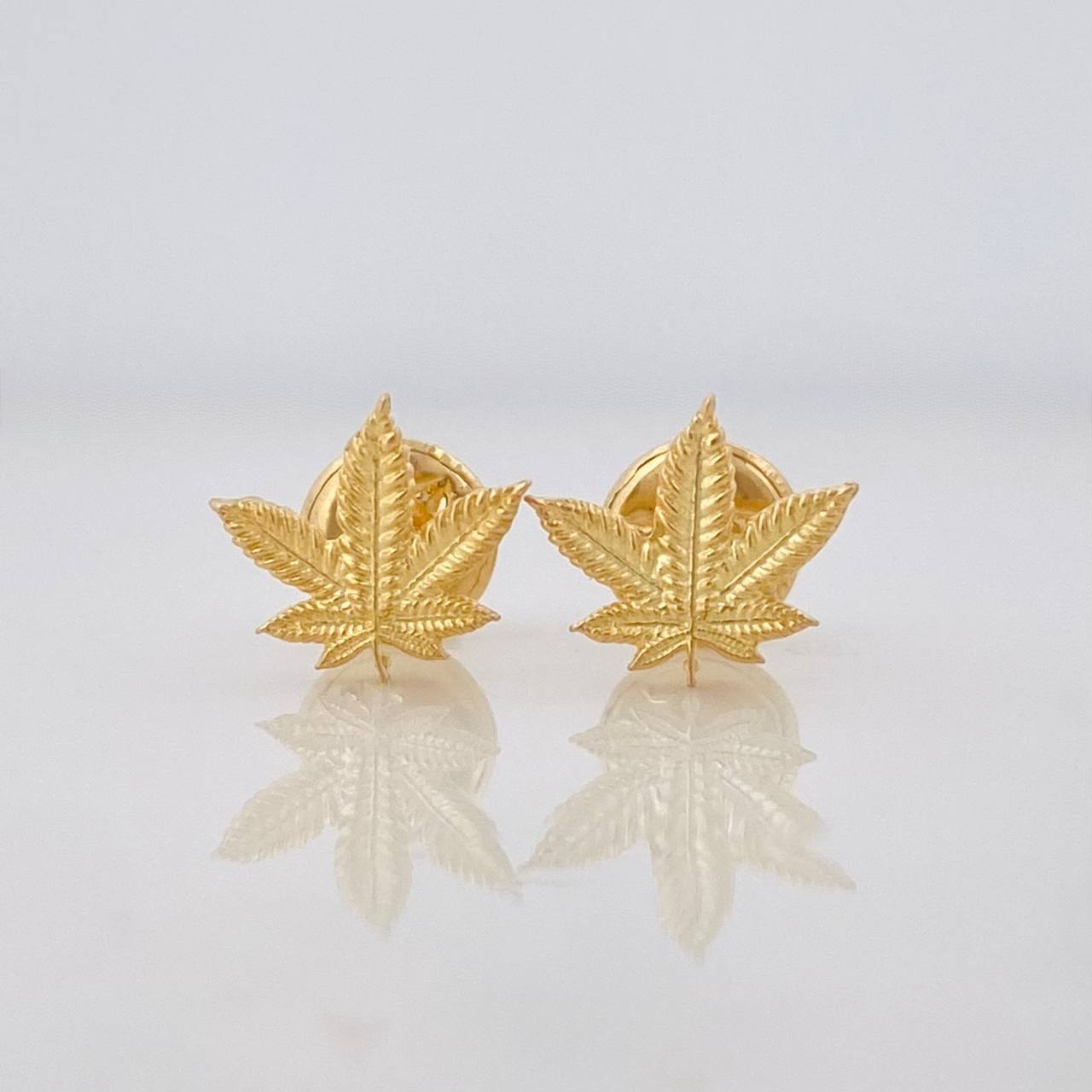 Topos Hojas 0.85g / 8.2mm Oro Amarillo 18K