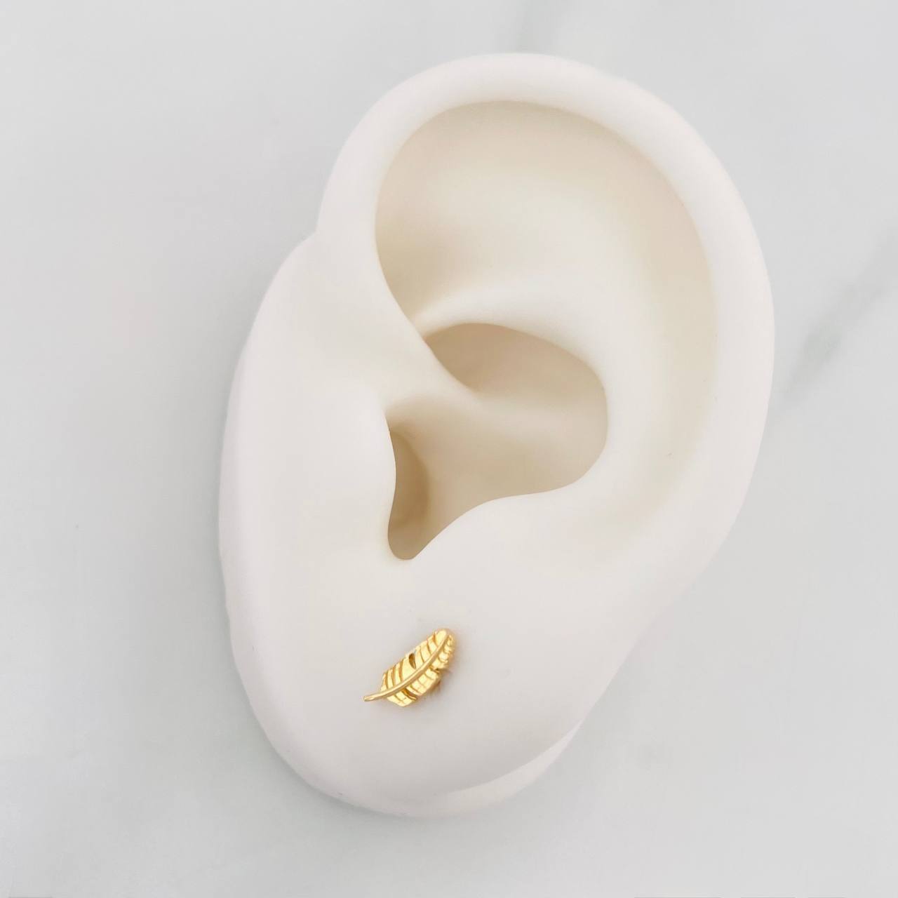 Topos Pluma 0.7g / 3.2mm Oro Amarillo 18K