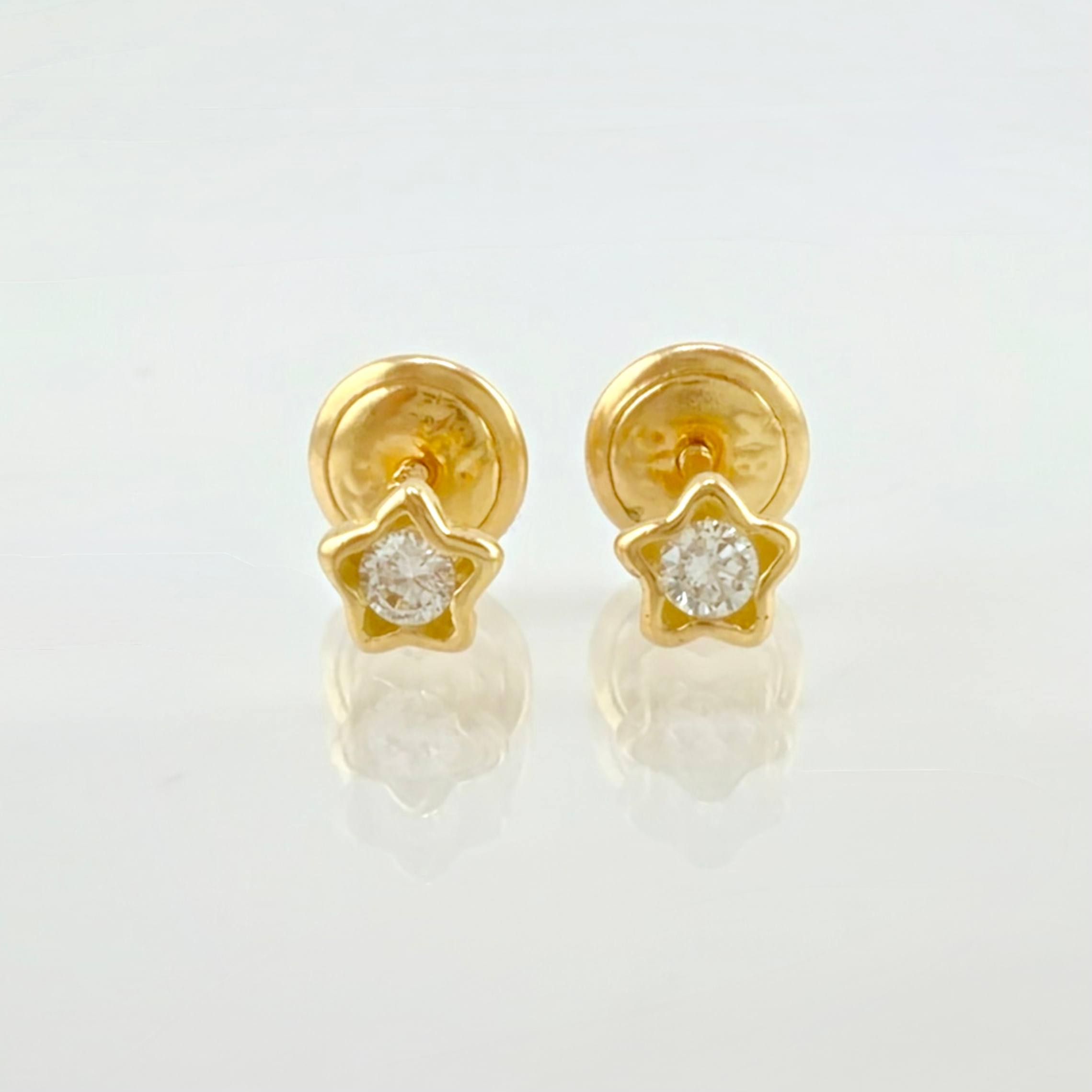 Topos Estrella Brillante 0.65gr / 4mm Oro Amarillo 18K