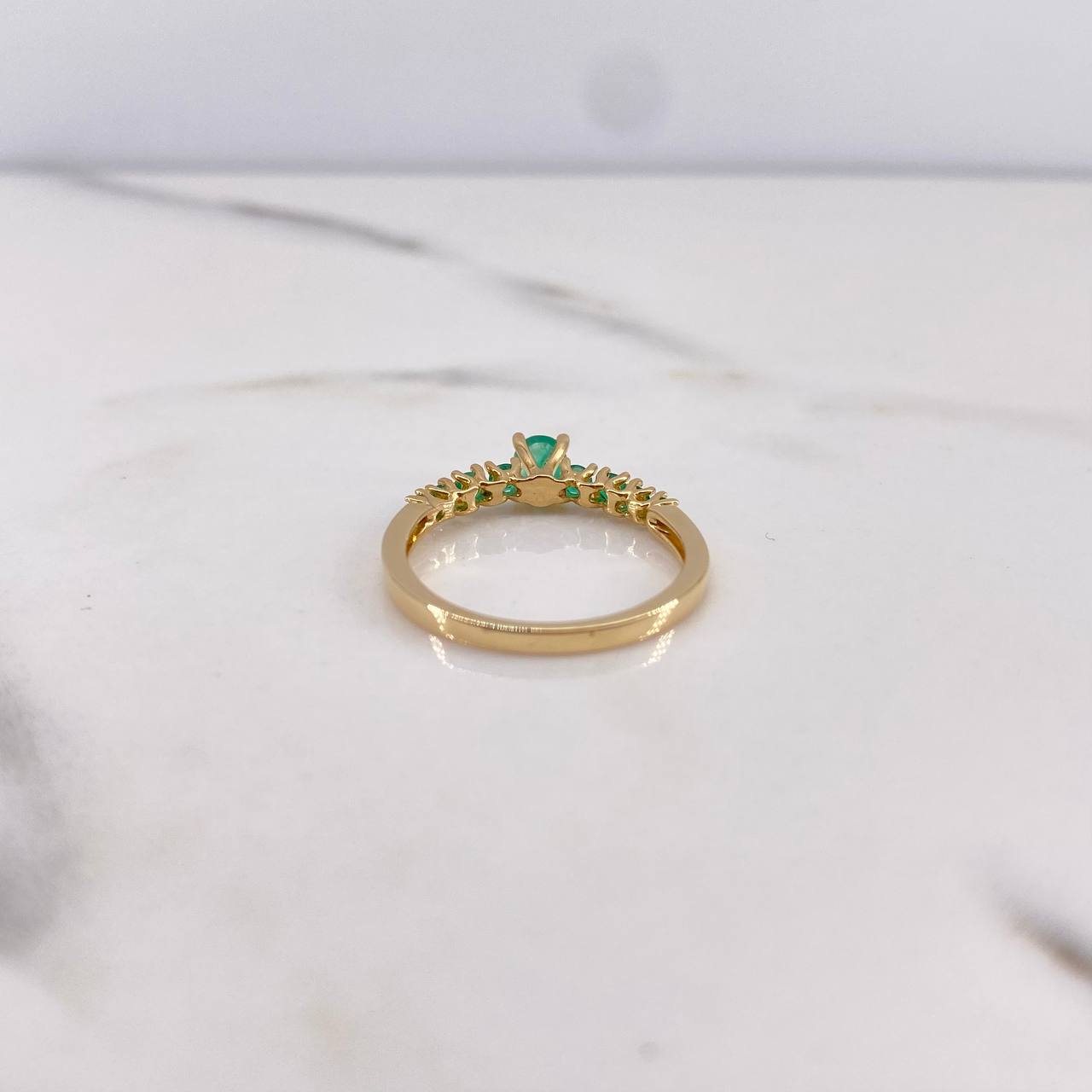 Anillo Solitario Churumbela 2.1gr / T6 / Esmeraldas 46pts Oro Amarillo 18K (Joya) &