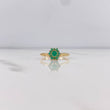 Anillo Flor Driada 1.95gr / T7 / Esmeraldas 32pts Oro Amarillo 18K (Joya) &