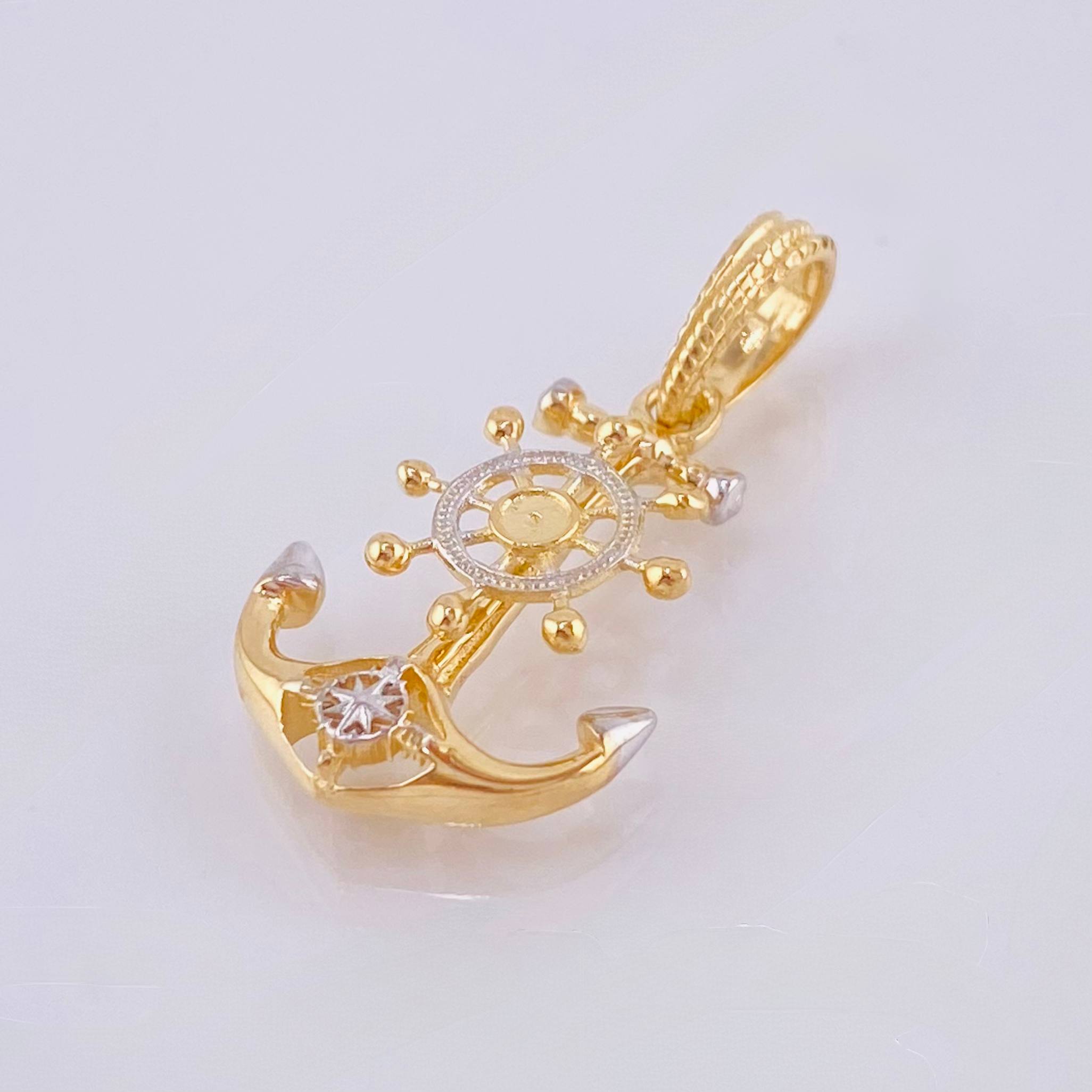 Dije Ancla Timon 2.35gr / 2.5cm / Dos Oros Amarillo Blanco 18K ©