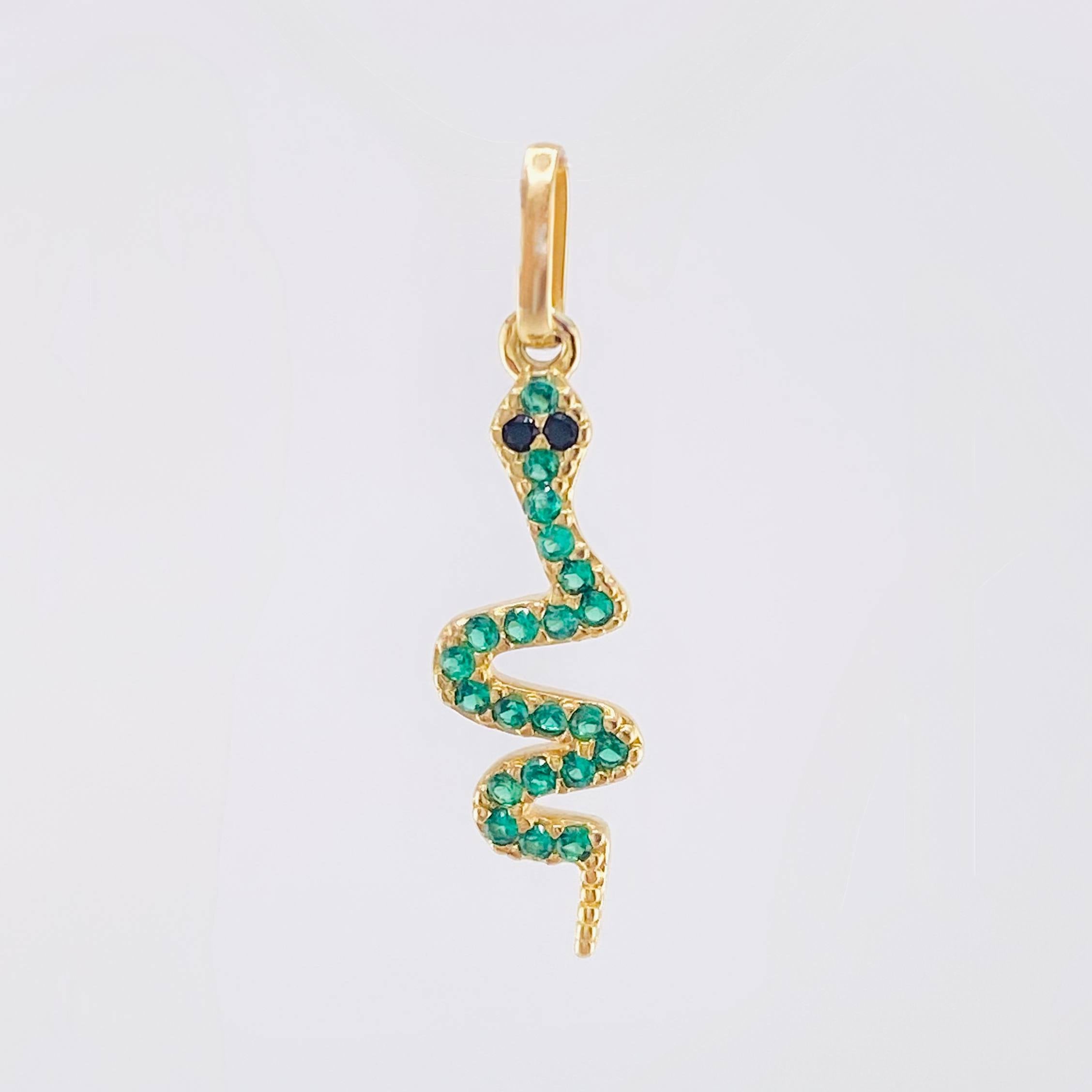 Dije serpiente 1.15gr / 2.6cm / Oro Amarillo 18K