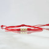 Pulsera Roja Tres Promesas 0.25gr / 3mm Bolas Diamantadas 3und Oro Amarillo 18K