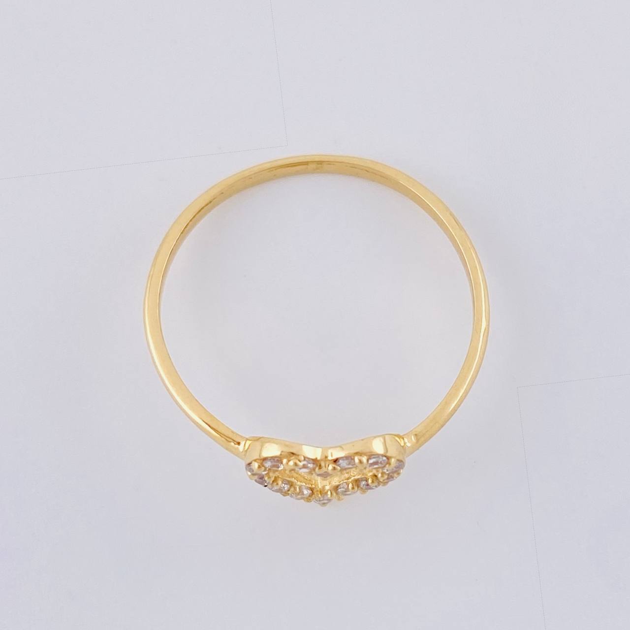 Anillo Silueta Corazón 1.3 g / T7 Oro Amarillo 18K