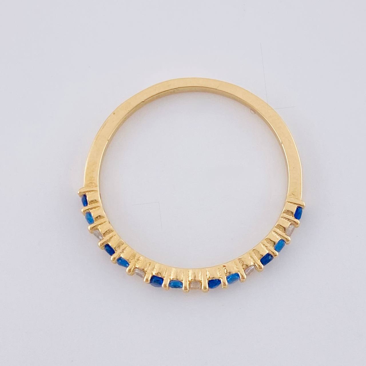 Anillo Churumbela Intercalado 1.6 g / T6 3/4 Oro Amarillo 18K