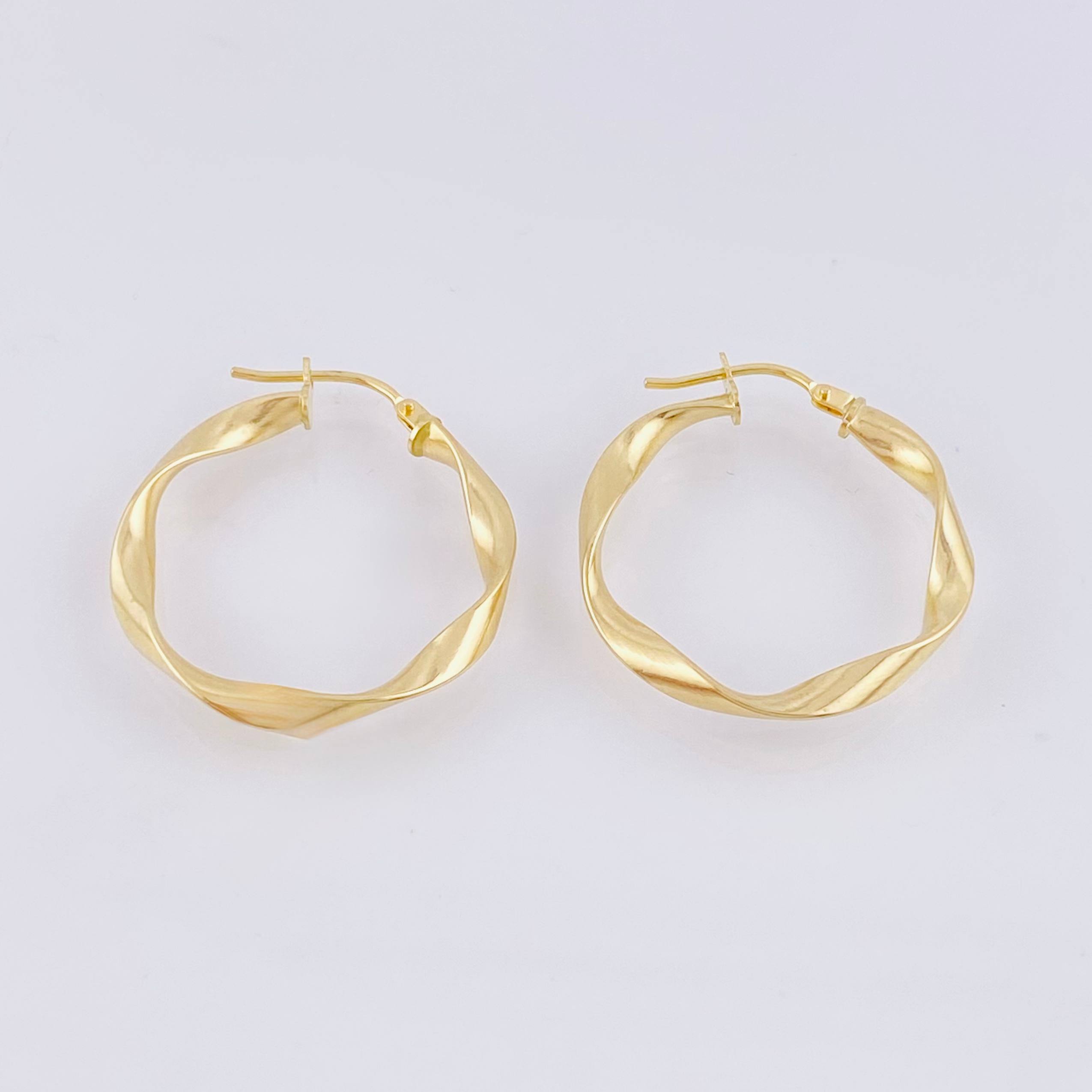 Candongas Bella 1.85gr / 2.8cm / Oro Amarillo 18K *