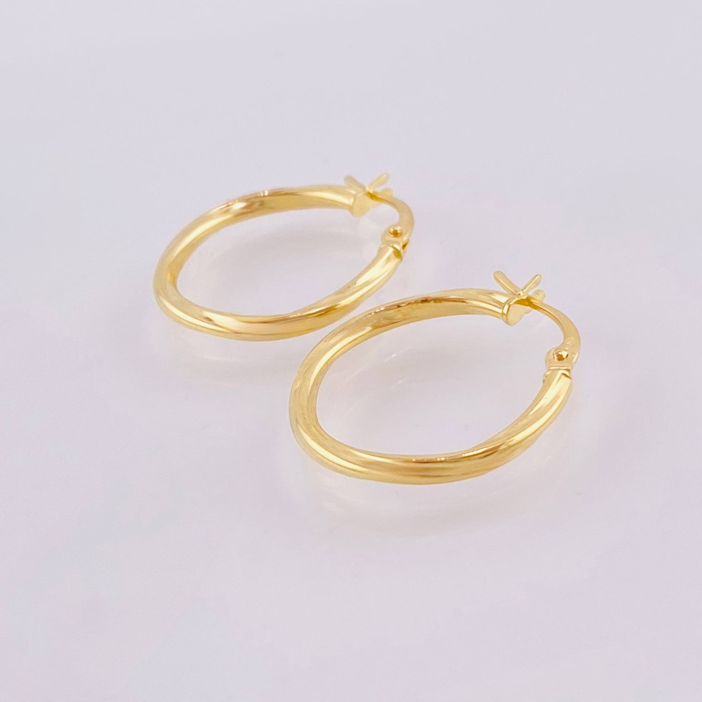 Candongas Mary 1.6gr / 2.3cm / Oro Amarillo 18K *