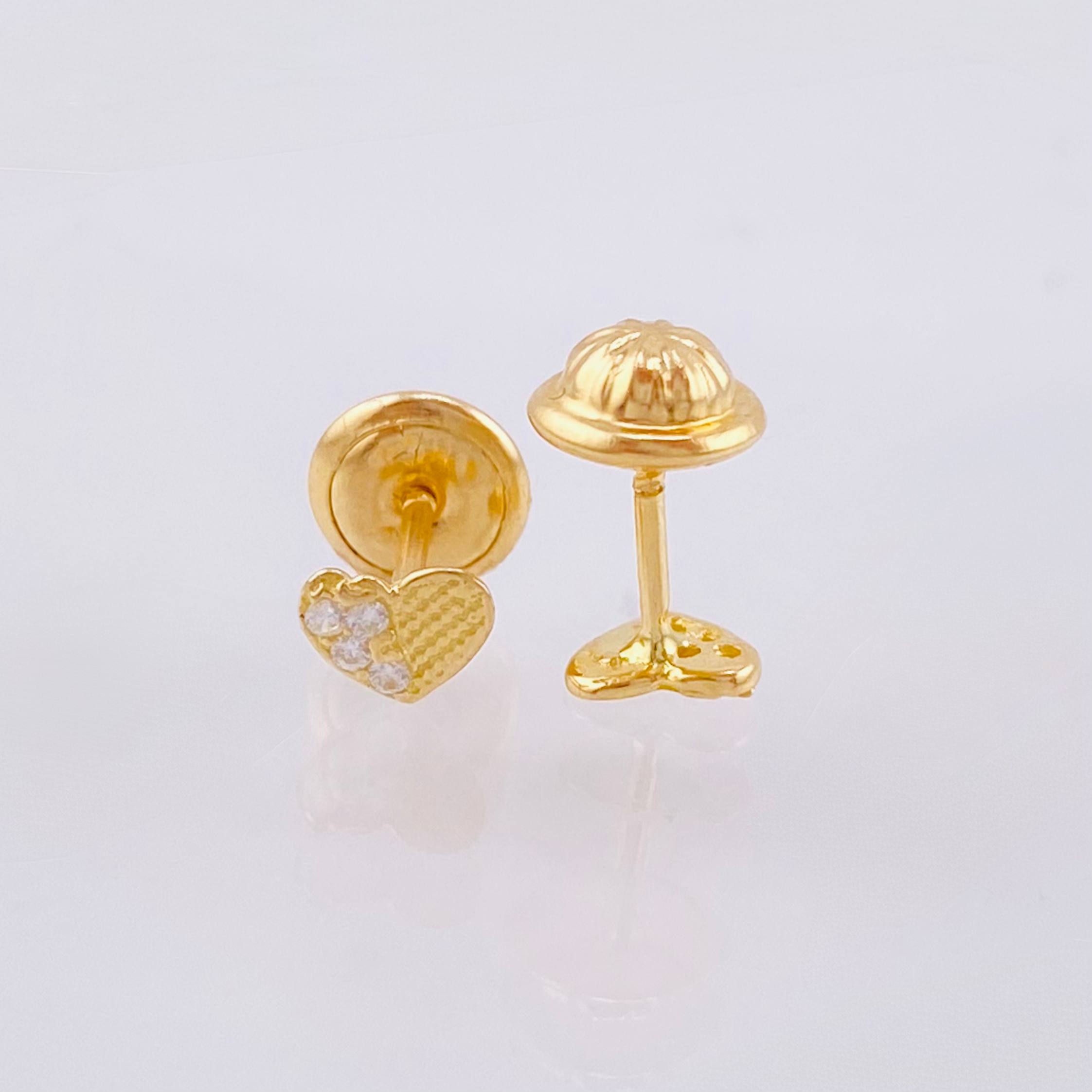 Topos Corazón Medio Destello 0.6gr / 3.9mm Oro Amarillo 18K ©