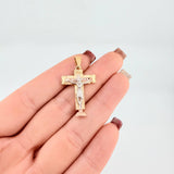 Dije Cruz Cristo 4.9gr / 3.5cm / Tres Oros 18K ©