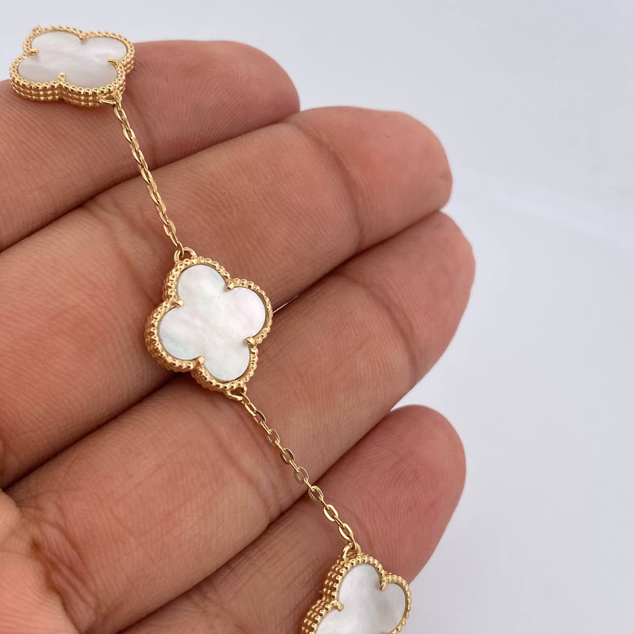 Pulso Trebol 6.2gr / 17cm-19.5cm / Nac. Esp Oro 18K &