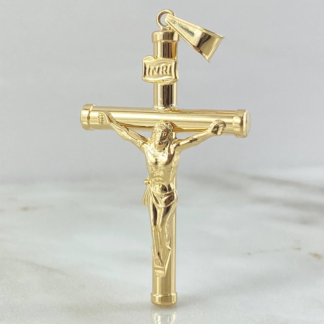 Dije Cruz Cristo 2.95gr / 5.7cm / Oro Amarillo 18K *